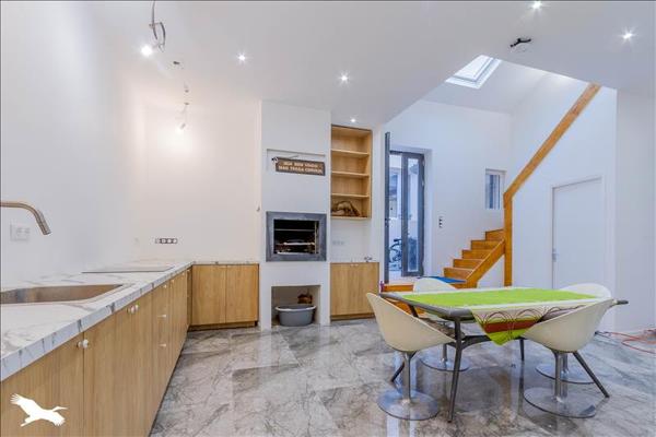 Maison à vendre |  Ecquevilly |  7 pièces | 240 m²