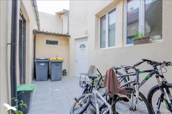 Maison à vendre |  Ecquevilly |  7 pièces | 240 m²