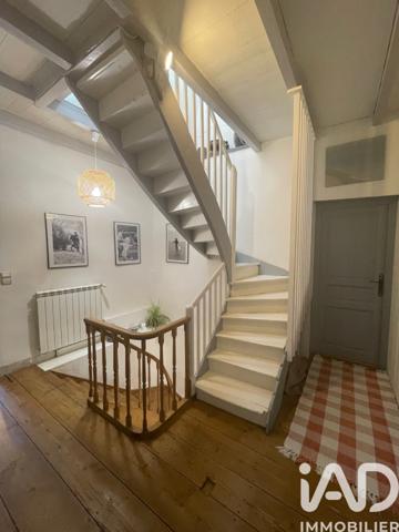 Maison à vendre 9 pièces 251 m² Port-Sainte-Foy-et-Ponchapt