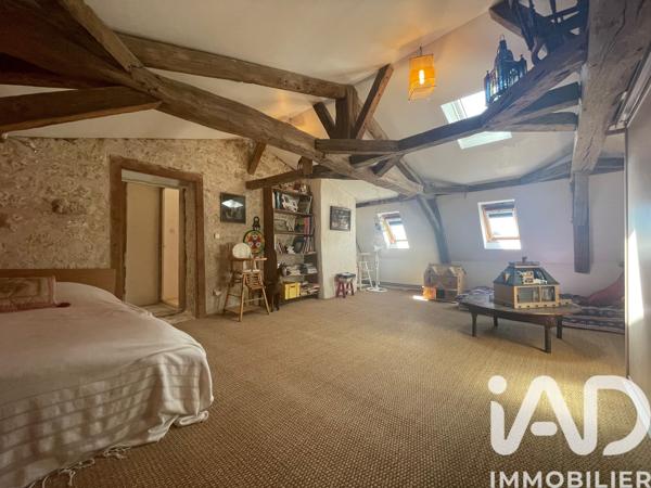 Maison à vendre 9 pièces 251 m² Port-Sainte-Foy-et-Ponchapt