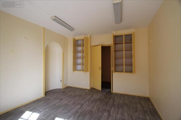 Fonds et/ou murs commerciaux à louer à Dole dans le Jura (39100), ref : 39033-1086010