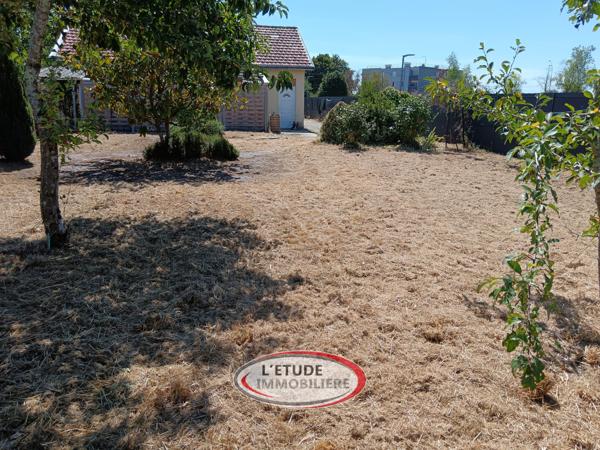 Carquefou/bourg : terrain constructible d'environ 330 m²