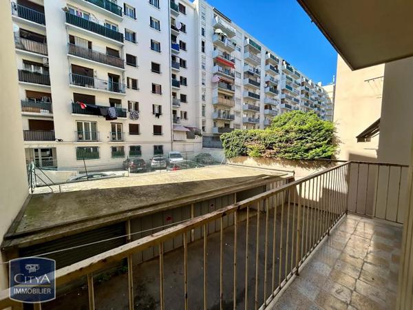 Appartement à louer 2 pièces 41.79m² Nice (06200)