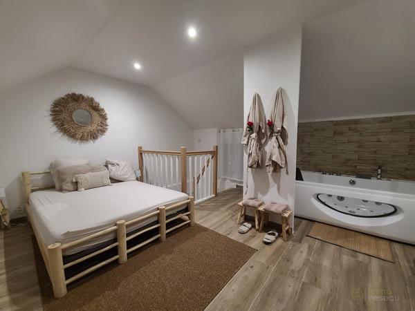 Appartement à LES ESSARTS LE ROI (78690)