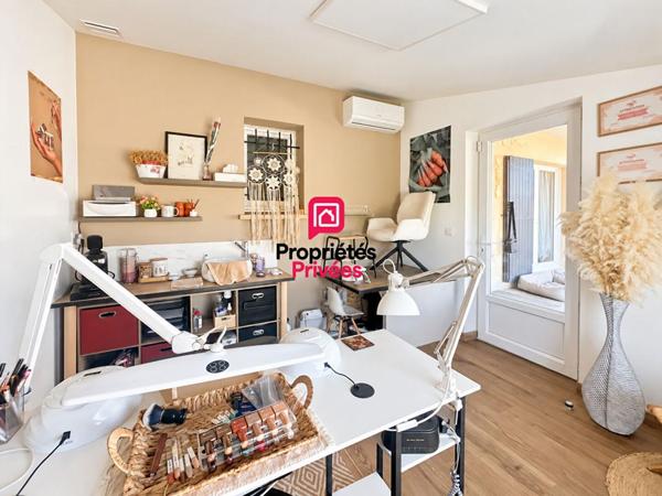 Maison plain-pied 3 chambres bureau terrain 3500 m²