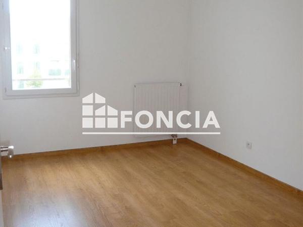 Location Appartement 4 pièces 77.9 m² - RUE DE PARIS/RUE PIERRE MECHAIN Lieusaint 77127