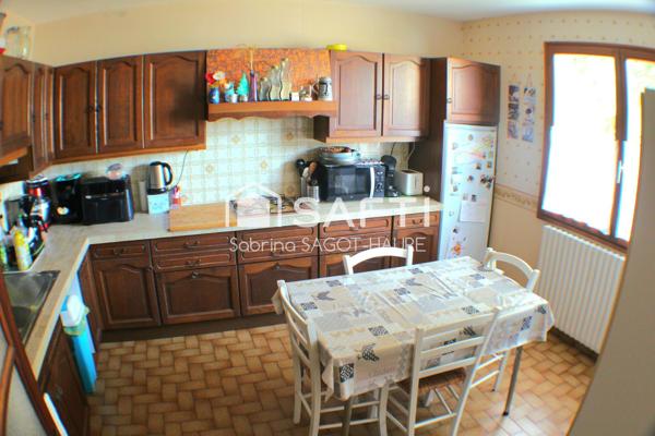 Pavillon sur sous-sol avec 4 chambres