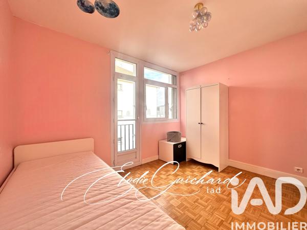 Location appartement 4 pièces 74 m² Rueil-Malmaison