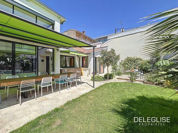 Ref. 1625 : Maison d’Architecte avec jardin – Hypercentre