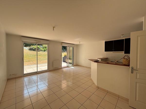 T.3 AURAY PORT DE SAINT GOUSTAN 62 m², avec grande terrasse et un garage , Auray
