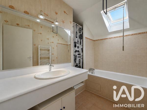 Maison à vendre 6 pièces 153 m² Santeny