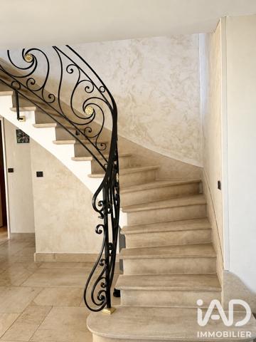 Maison à vendre 6 pièces 153 m² Santeny