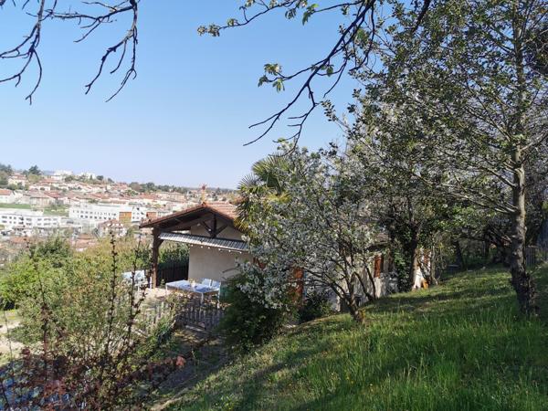 MAISON 113 M²  DEMI SOUS SOL