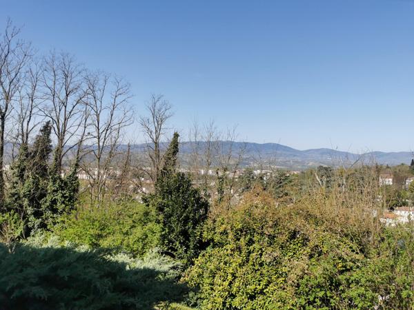 MAISON 113 M²  DEMI SOUS SOL