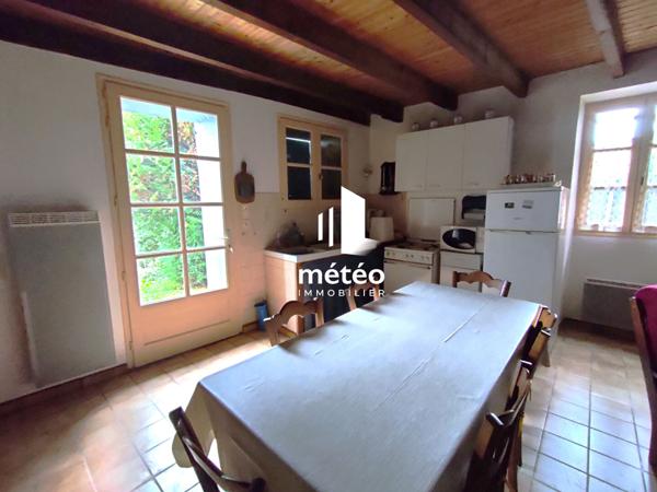 Maison en pierre de 130 m² – Charme et Potentiel