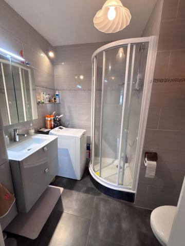 Appartement charmant à Cernay : 2 pièces, terrasse, cave et garage - le combo gagnant !