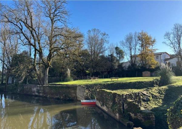 Maison à COEX, 85220 - 5 pièces 163m²