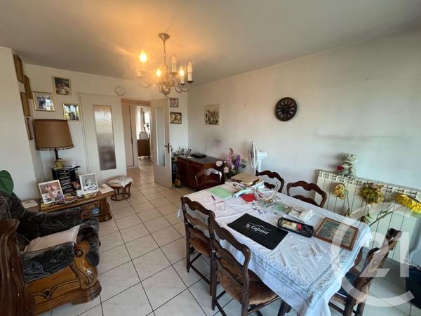 Appartement F3 à vendre  3 pièces - 62 m2 LA GARDE - 83