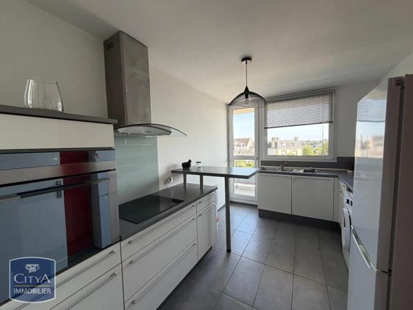 Appartement à louer 4 pièces 87.35m² Quimper (29000)