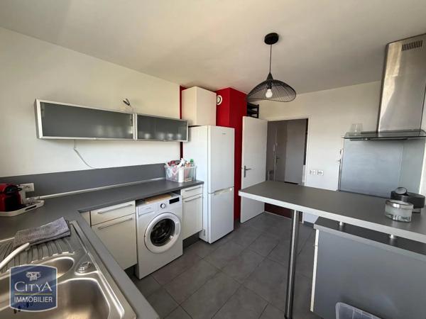 Appartement à louer 4 pièces 87.35m² Quimper (29000)