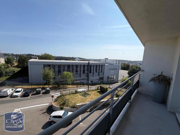 Appartement à louer 4 pièces 87.35m² Quimper (29000)