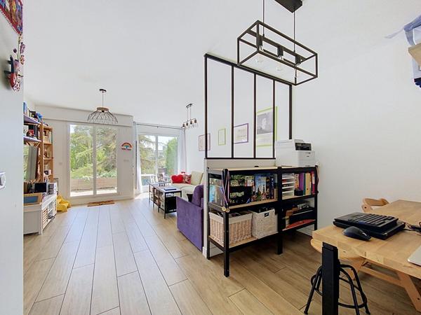 Appartement 3 pièces de 73.89 m² - Saint-Germain-en-Laye