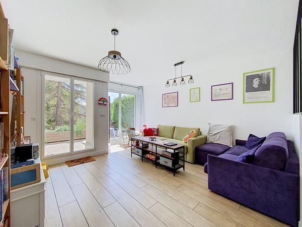 Appartement 3 pièces de 73.89 m² - Saint-Germain-en-Laye