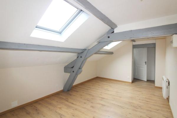 CENTRE VILLE - appartement T2 en duplex