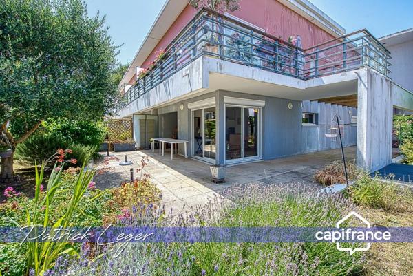 Rare ! Appartement T3 avec grand jardin privatif – La Rochelle (Tasdon). Box et parking.