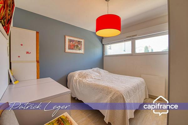 Rare ! Appartement T3 avec grand jardin privatif – La Rochelle (Tasdon). Box et parking.