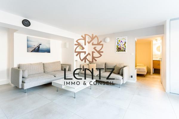Villa de 226 m² avec piscine et appartement indépendant sur un terrain paysagé de 3 000 m²