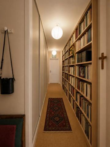 BOURGES HYPERCENTRE -- RARE APPARTEMENT DANS UN HÔTEL PARTICU