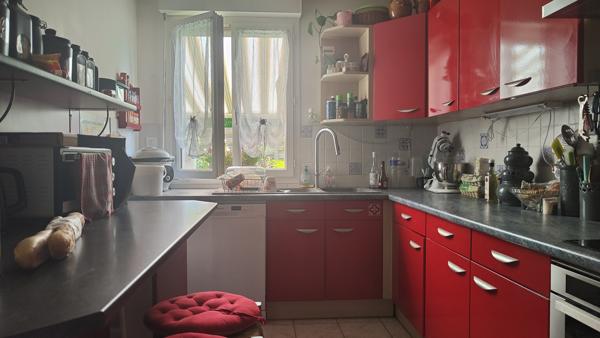 A 15 MN DE GISORS VERS GOURNAY, TRES BELLE MAISON RENOVEE DE 120 M² HAB SUR 600 M² CLOS AVEC VUE SUR VALLEE Gisors (27140)