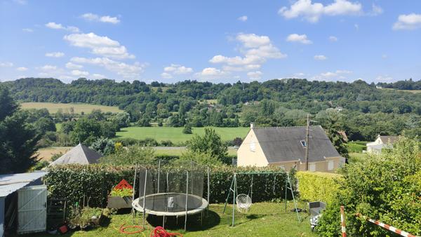 A 15 MN DE GISORS VERS GOURNAY, TRES BELLE MAISON RENOVEE DE 120 M² HAB SUR 600 M² CLOS AVEC VUE SUR VALLEE Gisors (27140)