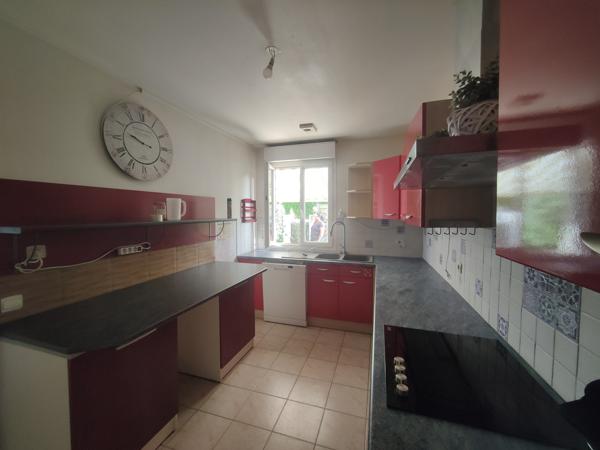 A 15 MN DE GISORS VERS GOURNAY, TRES BELLE MAISON RENOVEE DE 120 M² HAB SUR 600 M² CLOS AVEC VUE SUR VALLEE Gisors (27140)