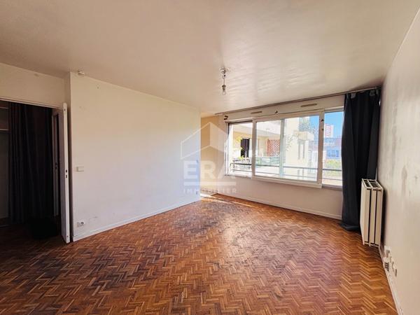 Malakoff centre Studio de 26.27 m2 avec parking et cave