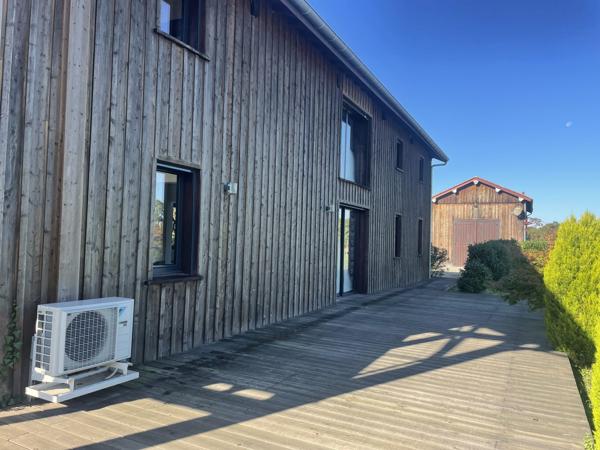 PROPRIETE - 175 M² SUR 5 HECTARES (ha) +DEPENDANCE PROCHE BAZAS - GIRONDE (33) - NOUVELLE AQUITAINE