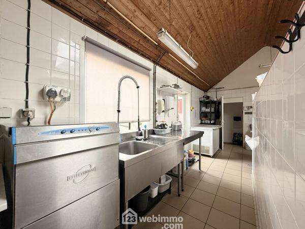 Local 265 m² à Trédrez-Locquémeau 22300