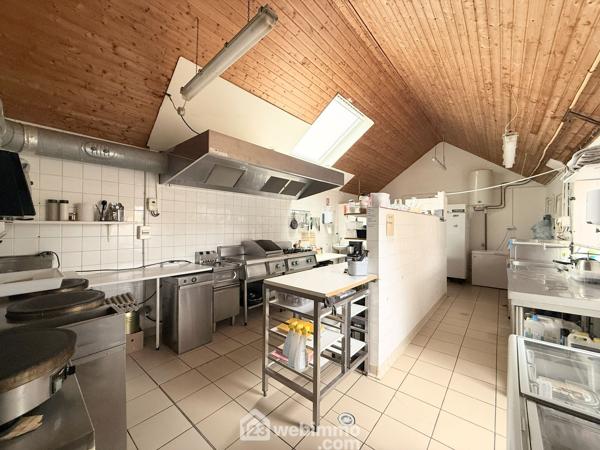 Local 265 m² à Trédrez-Locquémeau 22300
