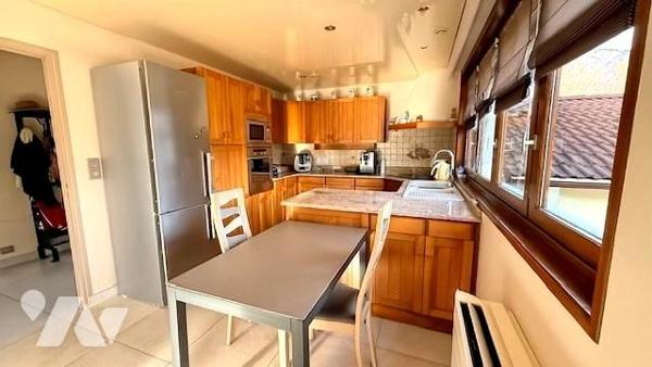 Villa contemporaine sur 2 niveaux