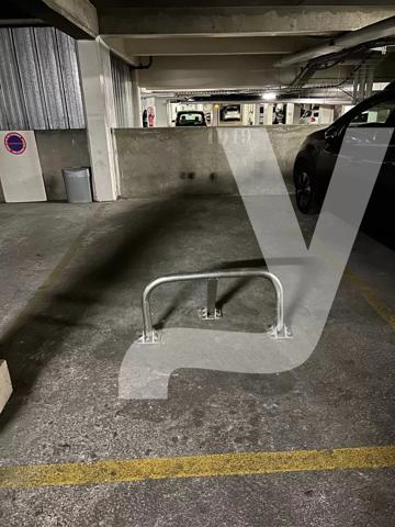 PARKING AU 1ER SOUS-SOL * PARIS 75011 - 75011 Paris 11ème - Réf 86468841