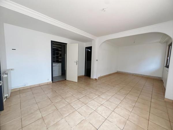 Maison à VILLETANEUSE (93430)