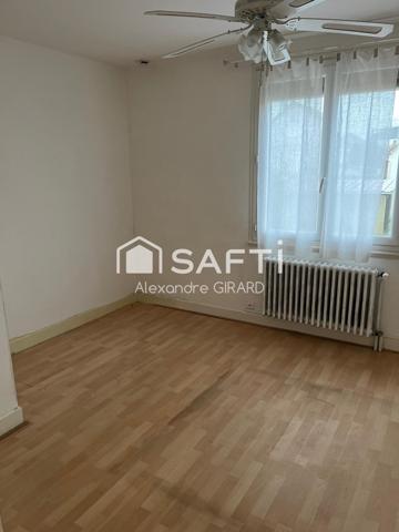 Maison d’environ 80 m2 avec 2 chambres sur une parcelle de 400m2