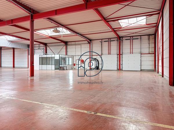 📦 Entrepôt logistique de 2 673 m² sur terrain indépendant de 5 000 m² – Halluin (frontière belge)