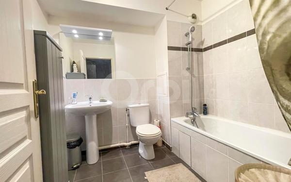 Appartement à vendre    1 pièce •  Vernouillet