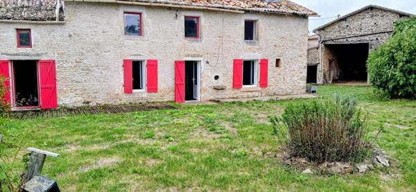 Maison à vendre 5 pièces CHENAY (79)