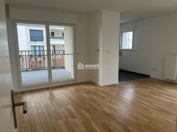 Location Appartement 3 pièces 66.9 m² - Saint-ouen 93400