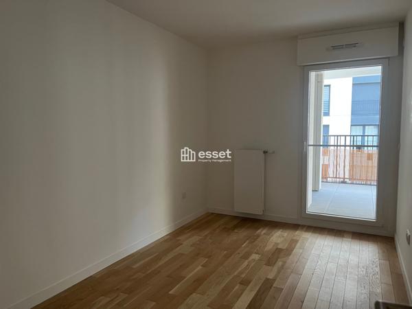 Location Appartement 3 pièces 66.9 m² - Saint-ouen 93400