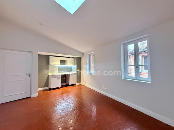 Studio rénové en plein cœur du centre-ville de GRASSE