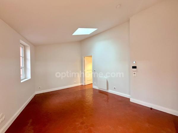 Studio rénové en plein cœur du centre-ville de GRASSE
